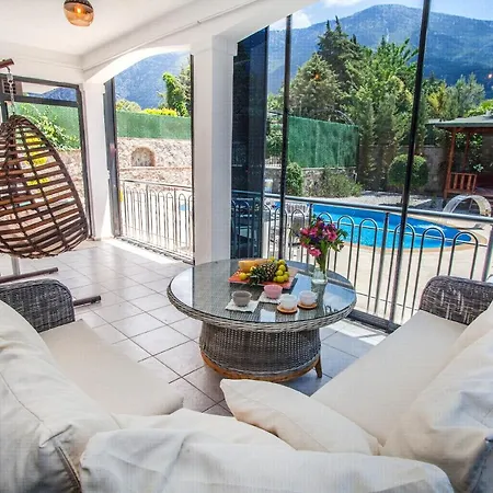 Oludeniz Ovacik Bolgesinde 3 Yatak Odali ヴィラ
